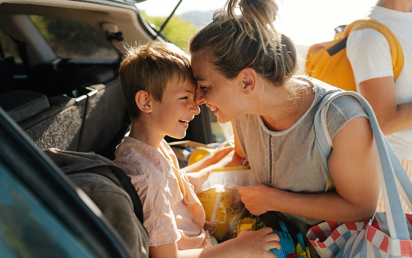 mom and child in car